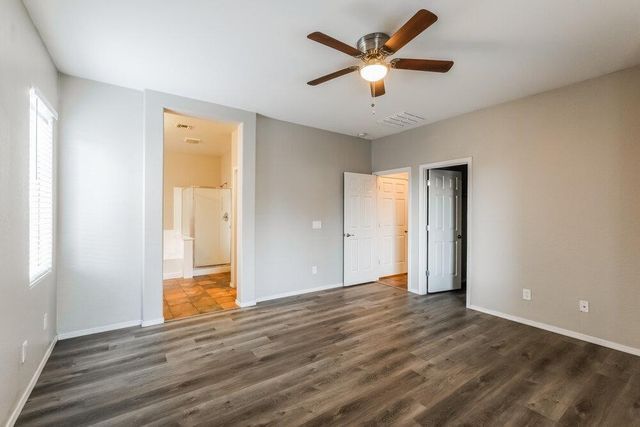 8227 W Florence Avenue, Phoenix, AZ 85043
