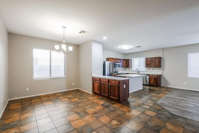 8227 W Florence Avenue, Phoenix, AZ 85043