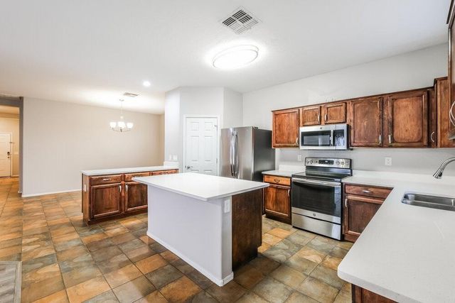 8227 W Florence Avenue, Phoenix, AZ 85043