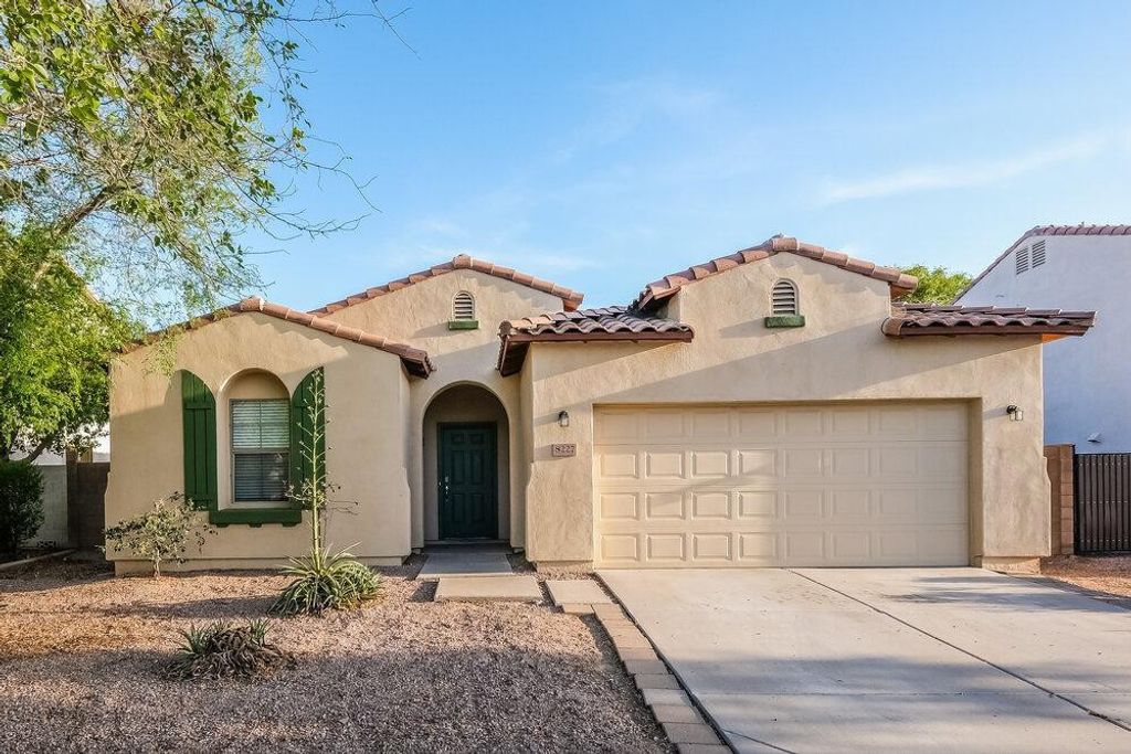 8227 W Florence Avenue, Phoenix, AZ 85043