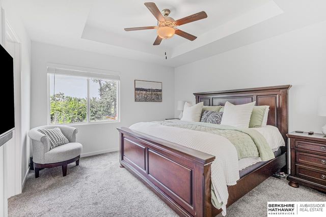 5314 Sheridan Road, Papillion, NE 68133