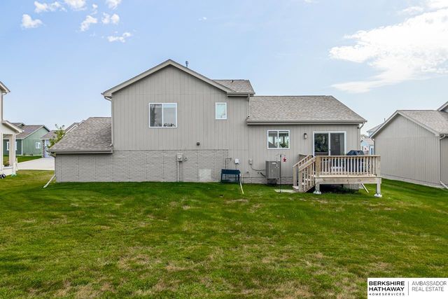 5314 Sheridan Road, Papillion, NE 68133