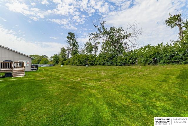 5314 Sheridan Road, Papillion, NE 68133