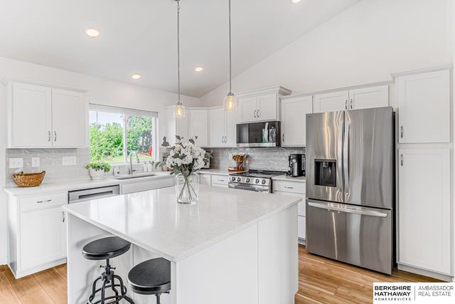 5314 Sheridan Road, Papillion, NE 68133
