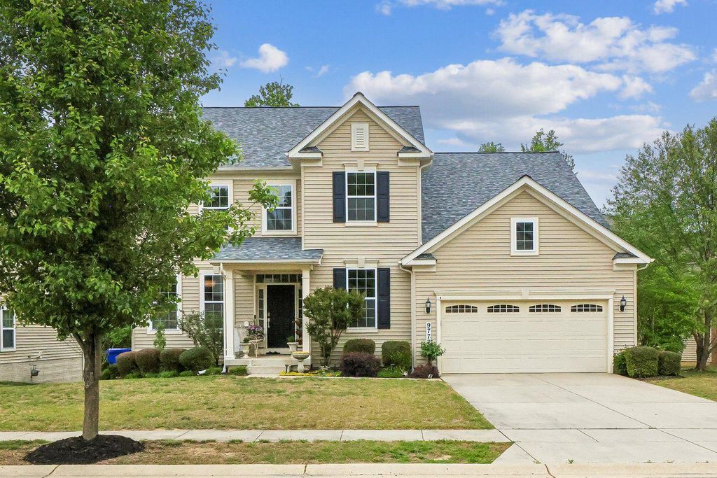 Image 47 of property listing at 9777 LEIGHLAND CT, Waldorf, MD 20603