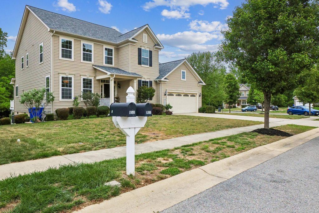 Image 48 of property listing at 9777 LEIGHLAND CT, Waldorf, MD 20603