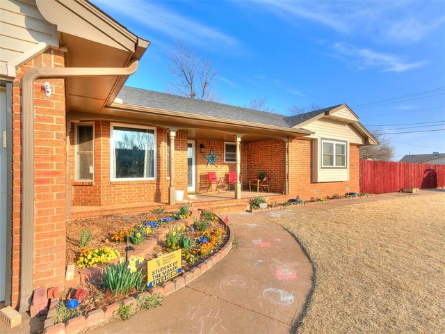 1321 S Oak Street, Kingfisher, OK 73750