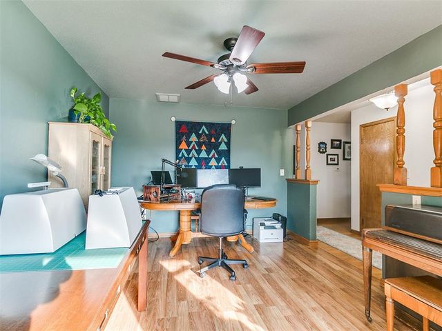 1321 S Oak Street, Kingfisher, OK 73750