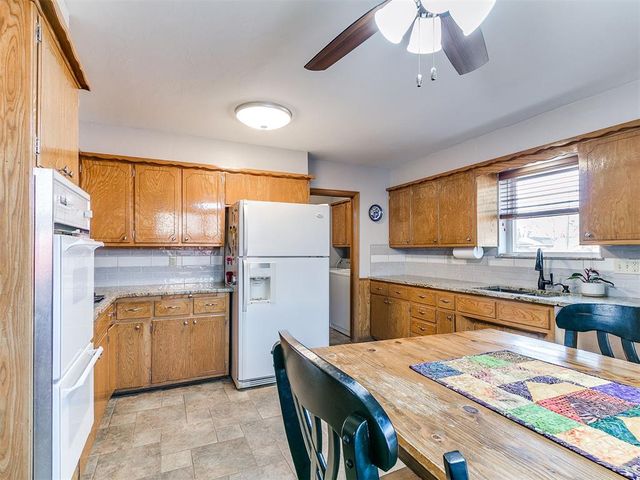 1321 S Oak Street, Kingfisher, OK 73750