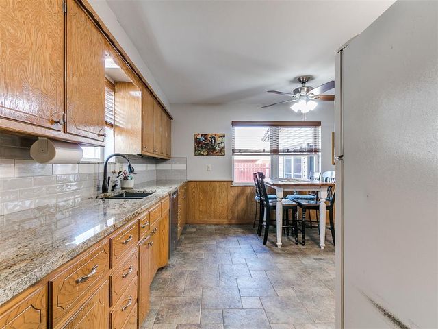 1321 S Oak Street, Kingfisher, OK 73750