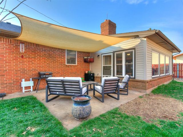 1321 S Oak Street, Kingfisher, OK 73750