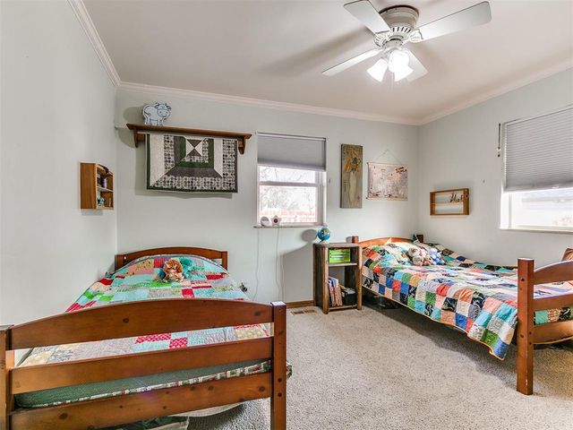 1321 S Oak Street, Kingfisher, OK 73750