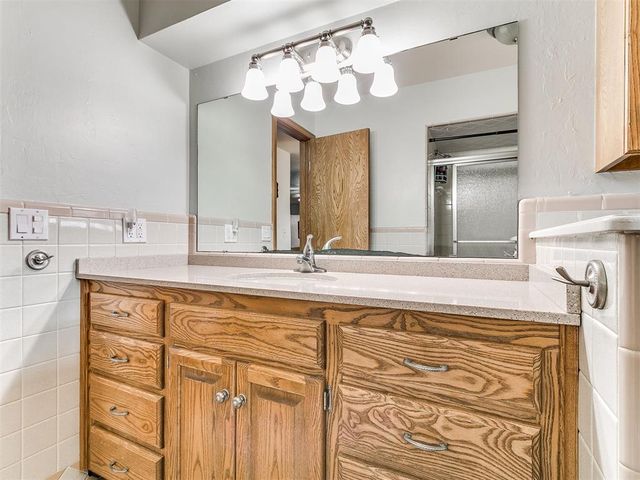 1321 S Oak Street, Kingfisher, OK 73750