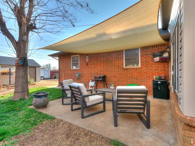 1321 S Oak Street, Kingfisher, OK 73750