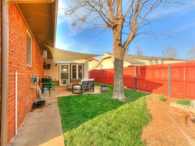 1321 S Oak Street, Kingfisher, OK 73750