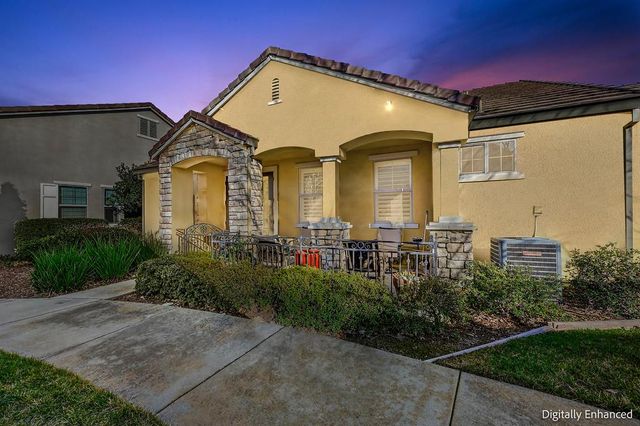 1040 Cabris Ln, Roseville, CA 95747