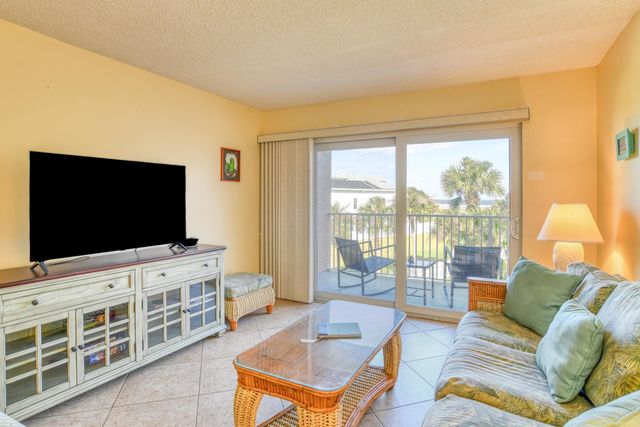 4 Ocean Trace 323, St Augustine Beach, FL 32080