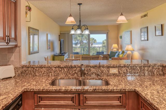 4 Ocean Trace 323, St Augustine Beach, FL 32080