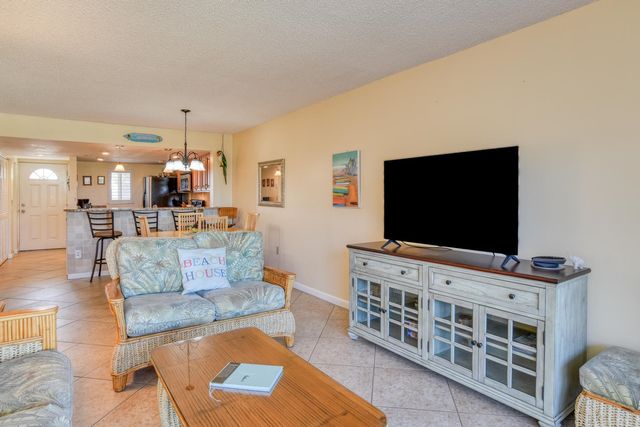 4 Ocean Trace 323, St Augustine Beach, FL 32080