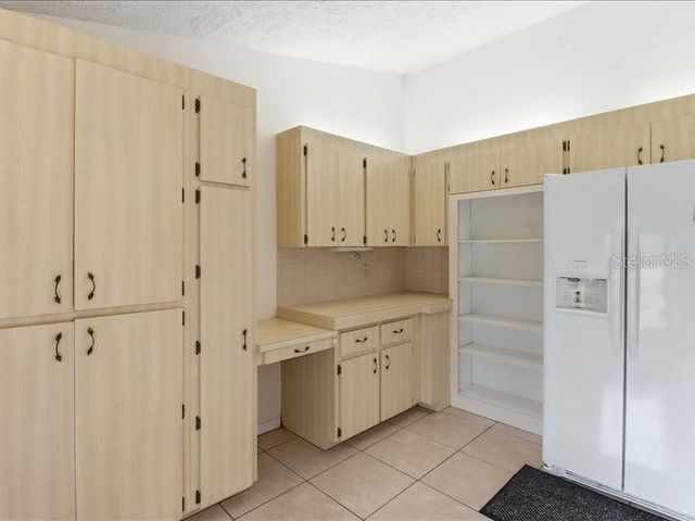 240 N INDIANAPOLIS AVENUE, Hernando, FL 34442