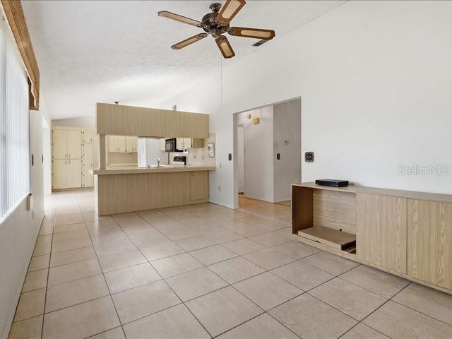 240 N INDIANAPOLIS AVENUE, Hernando, FL 34442