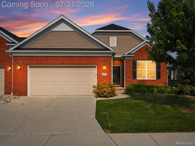 2279 Monte Vista Court, Orion Charter Township, MI 48360