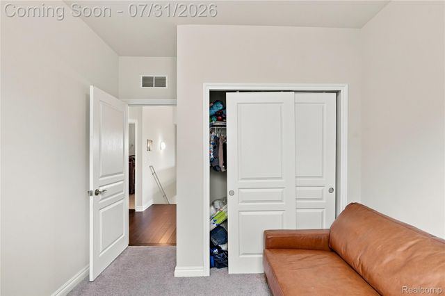 2279 Monte Vista Court, Orion Charter Township, MI 48360