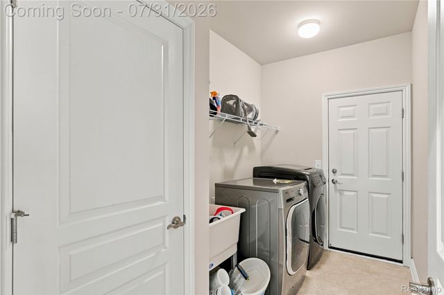 2279 Monte Vista Court, Orion Charter Township, MI 48360
