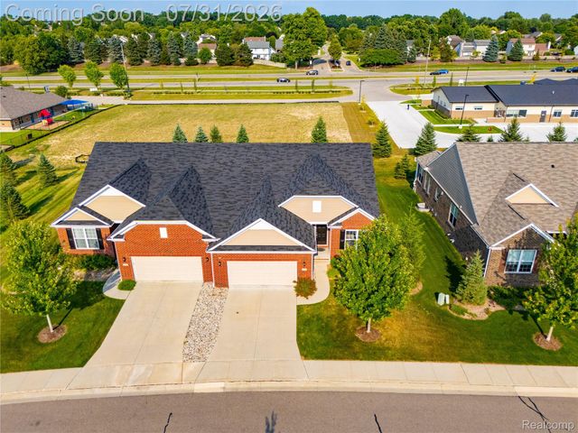 2279 Monte Vista Court, Orion Charter Township, MI 48360