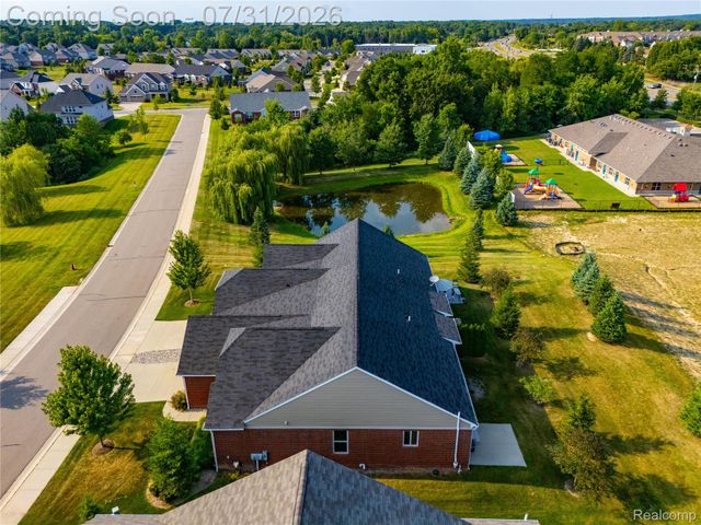 2279 Monte Vista Court, Orion Charter Township, MI 48360