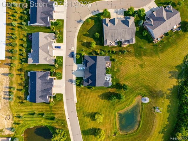 2279 Monte Vista Court, Orion Charter Township, MI 48360