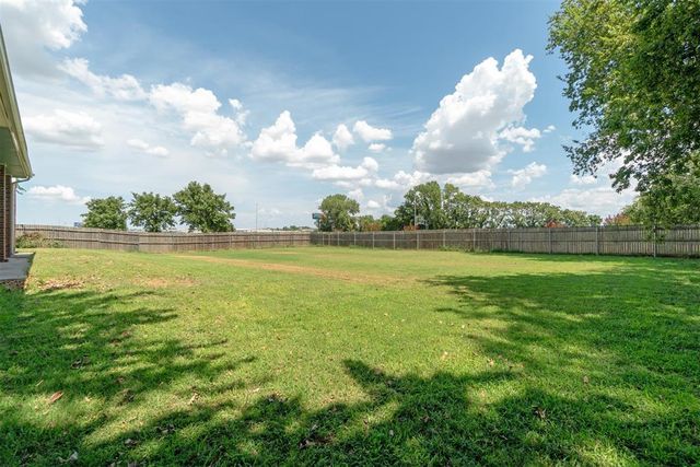 2143 NW 12th Avenue, Norman, OK 73072