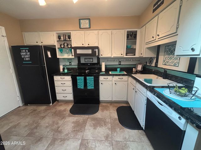 4328 E CAPRI Avenue 176, Mesa, AZ 85206