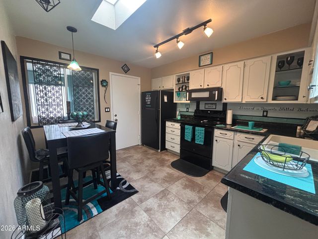 4328 E CAPRI Avenue 176, Mesa, AZ 85206