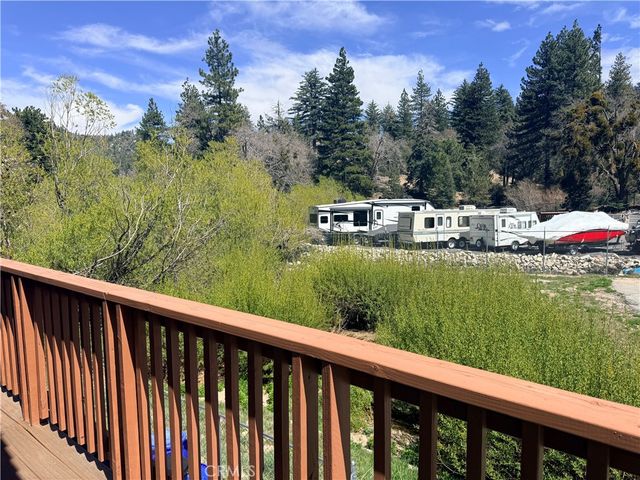 2395 Hunsaker, Running Springs, CA 92382