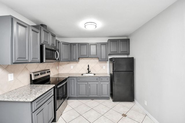 116 Marian Street 5, Baytown, TX 77520