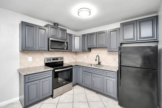 116 Marian Street 5, Baytown, TX 77520