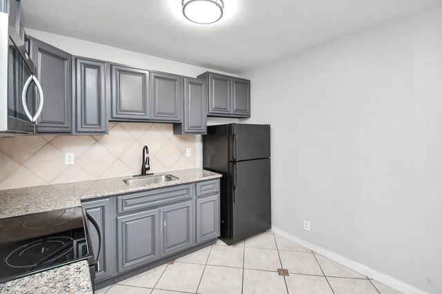 116 Marian Street 5, Baytown, TX 77520