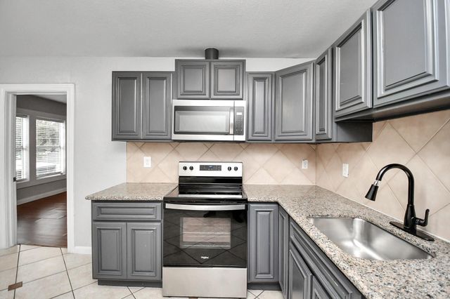 116 Marian Street 5, Baytown, TX 77520