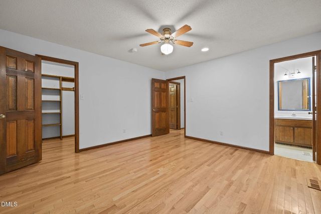 2713 Salisbury Plain, Raleigh, NC 27613