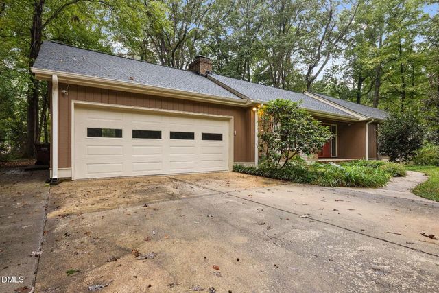 2713 Salisbury Plain, Raleigh, NC 27613