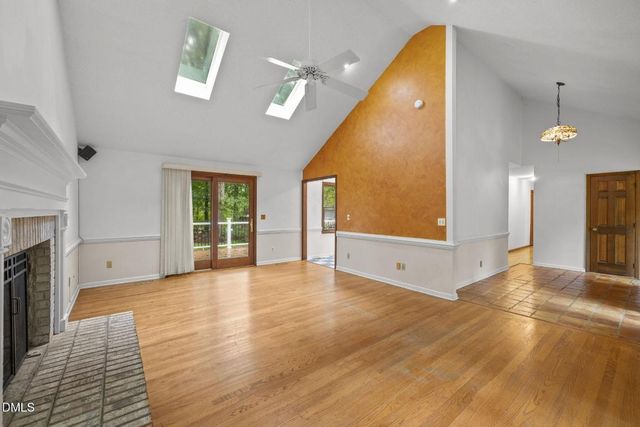 2713 Salisbury Plain, Raleigh, NC 27613