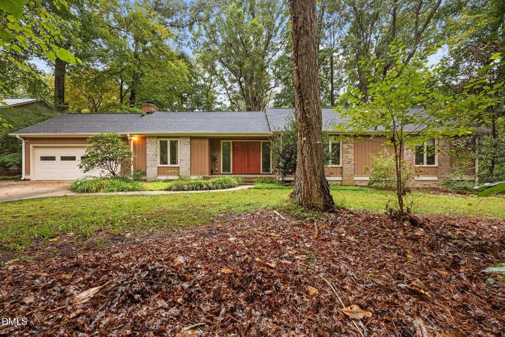 2713 Salisbury Plain, Raleigh, NC 27613