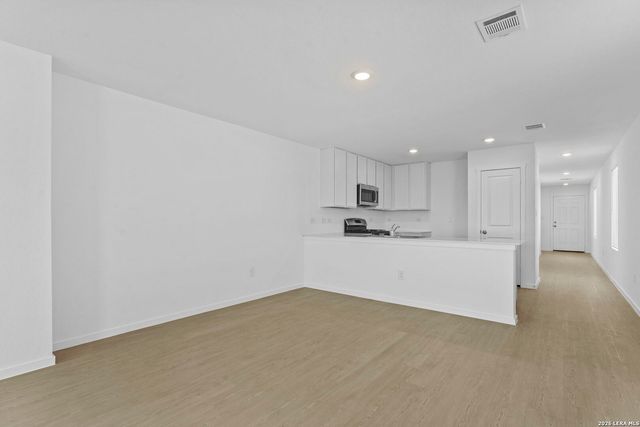 13007 Chinali Springs, St Hedwig, TX 78152