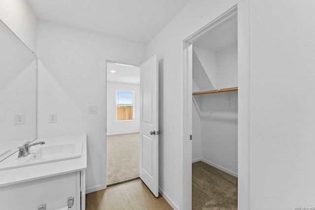 13007 Chinali Springs, St Hedwig, TX 78152