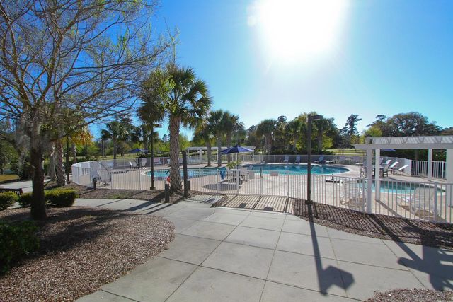 602 Millbrook Rd., Georgetown, SC 29440