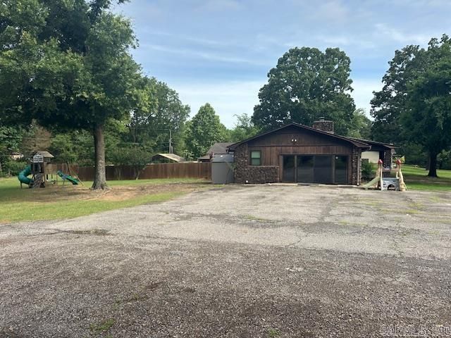 1 Rogers Drive, Morrilton, AR 72110