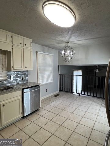 725 Navarre Drive, Stone Mountain, GA 30087