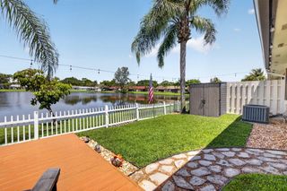 43 Mayfair Lane, Boynton Beach, FL 33426