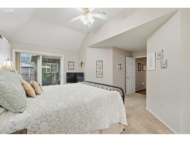 13318 SQUIRE Dr, Oregon City, OR 97045